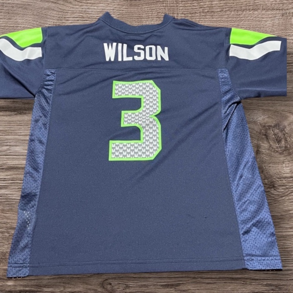 Seahawks Navy Blue and Green Jersey women’s size small - Picture 4 of 7